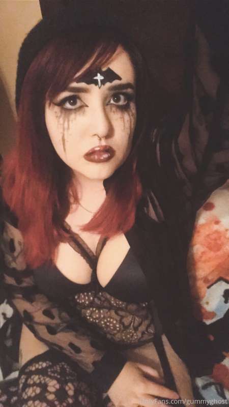 Goth gf 💀