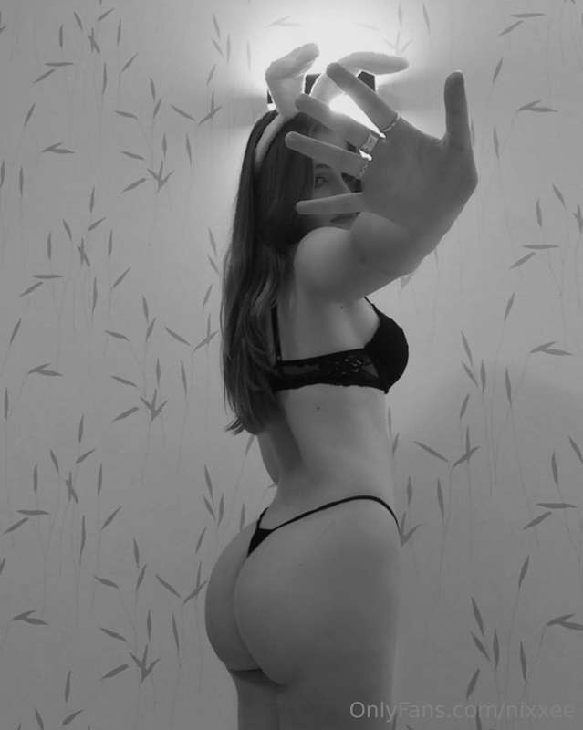 🔥 @itsme_nicole IS WET NOW💦💦💦 🤤 She loves having her juicy a..