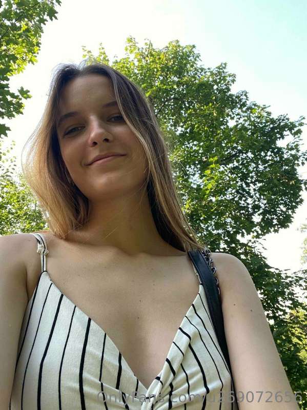 Lisa_Pussy_Princess - Onlyfans - 17 Sep, 2022
