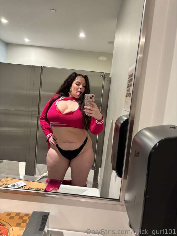 Thick_Gurl101 - Onlyfans - 05 Apr, 2025