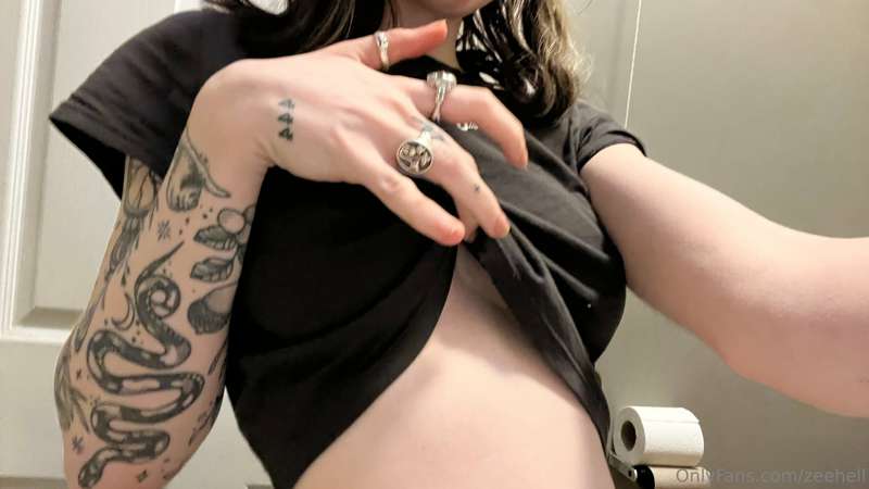 goth girl tiddies 2