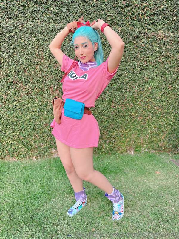You better help me find those dragon balls😤…sorry, would you.. 5