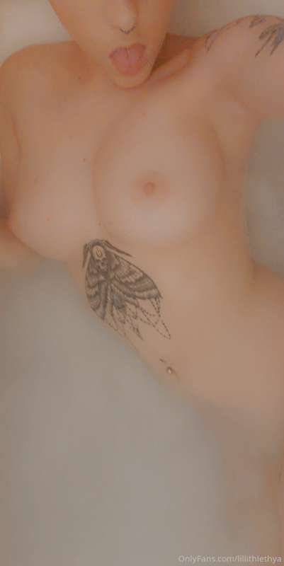 💦Had a relaxing bath, here's a little photoset from it💦 22