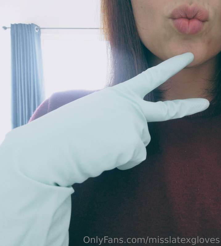 Mint gloves 1