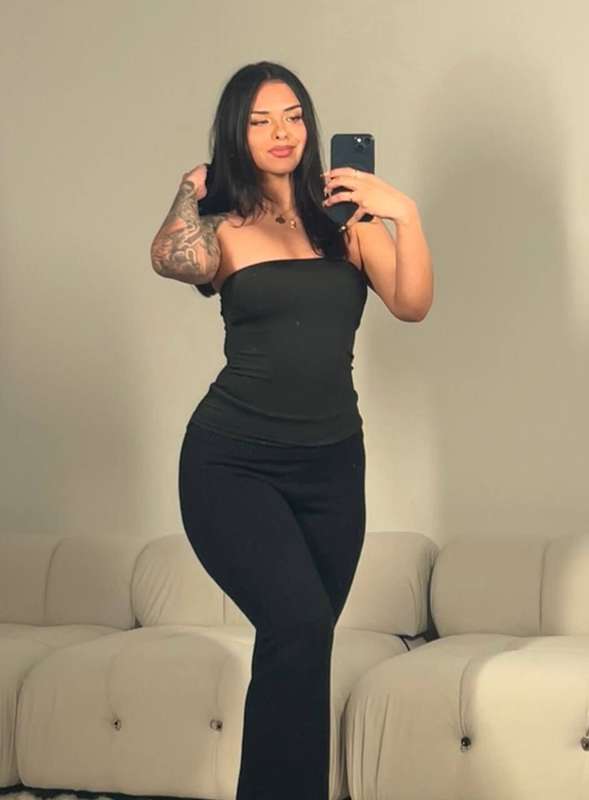 i loveeee me a lil black fit 🖤 1
