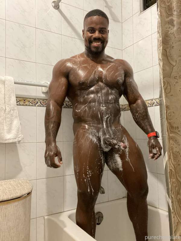 Good morning who wants this chocolate with foam, help me ple.. 4