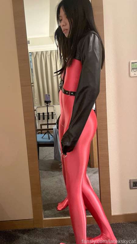 Latexskycat - Fansly - 07 Jun, 2025 12