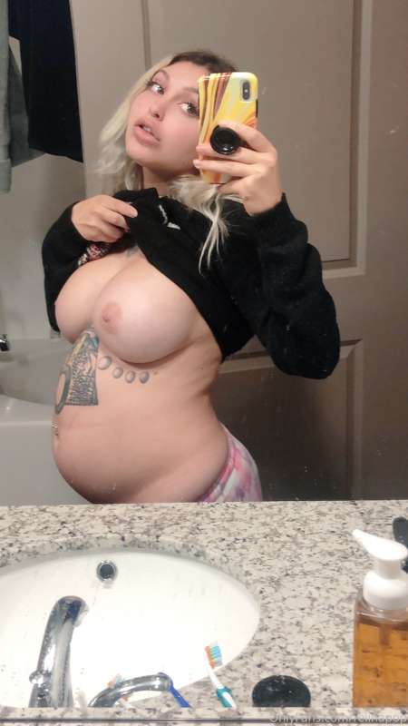 Stuffing all night 🥰😻😻 8