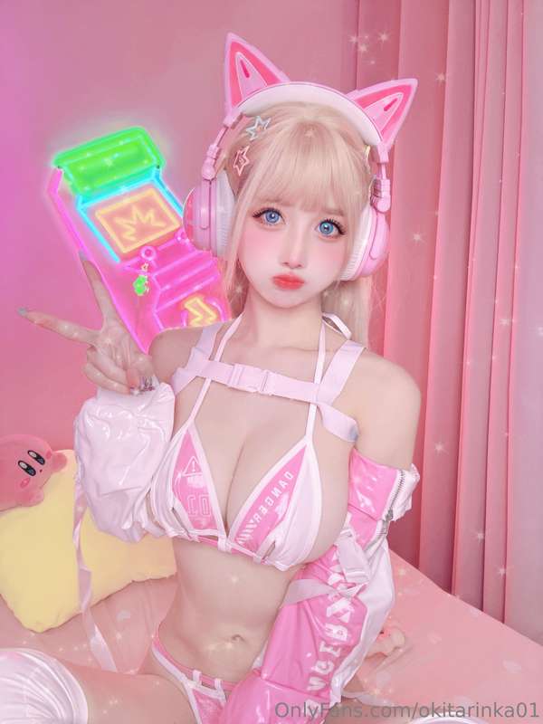 E-Sports Girl Part1