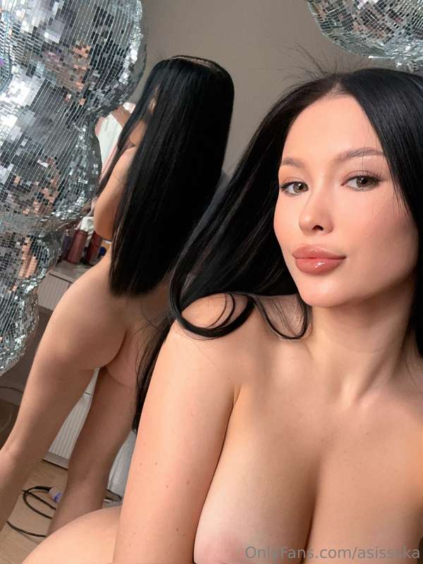 One mirror, two angles…and more skin than you were ready for..