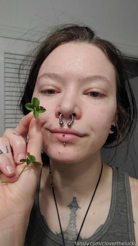 Cloverthelucky - Fansly - 02 Jun, 2023 7