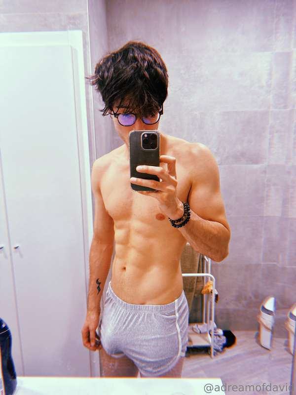 My twink lent me these pants... should I keep them?