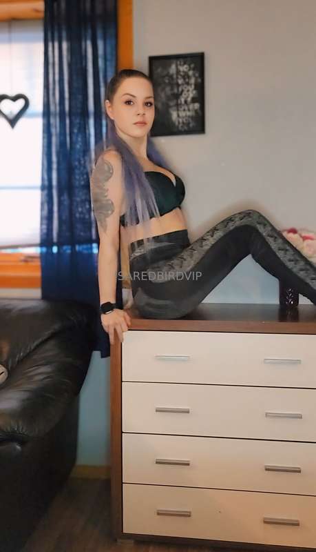 Isaredbirdvip - Onlyfans - 14 Jun, 2025 1