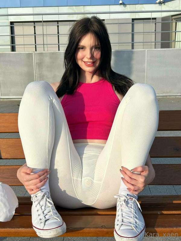 wow, do you know this famous cool blogger Nicole decided to ..