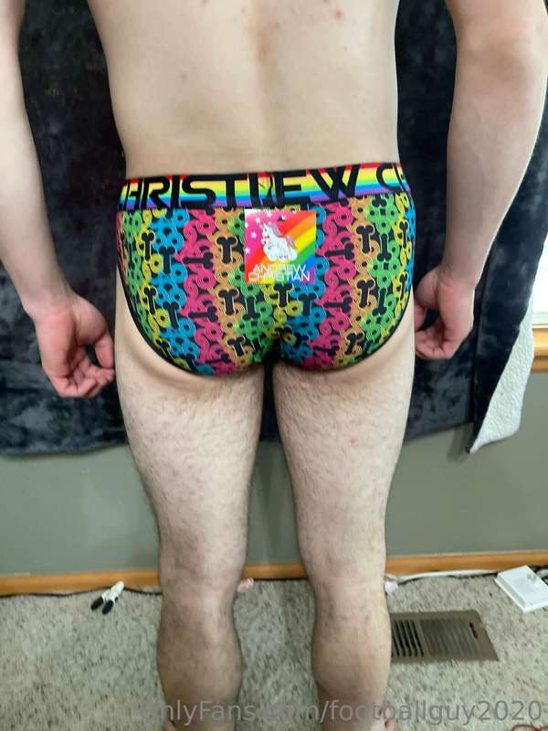 Andrew Christian looks pretty good on me! Set 4 10