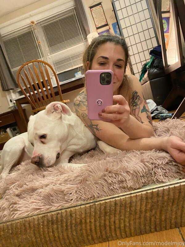 Two cozy pets. Nothing naughty here, just some snugs with my.. 6