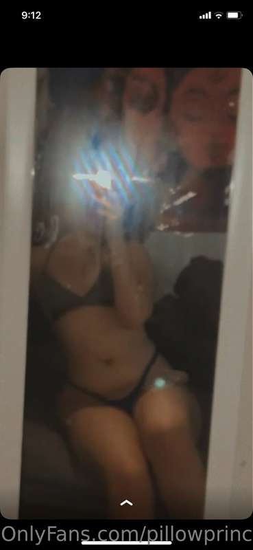 who doesn’t love a mirror pic