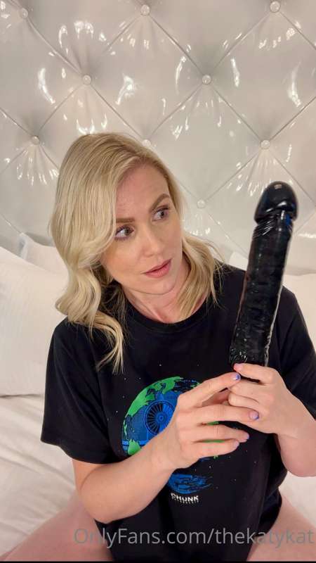 Sex Drill Review!  w/ nudity (Yikes!) 😳

So I reviewed this ..