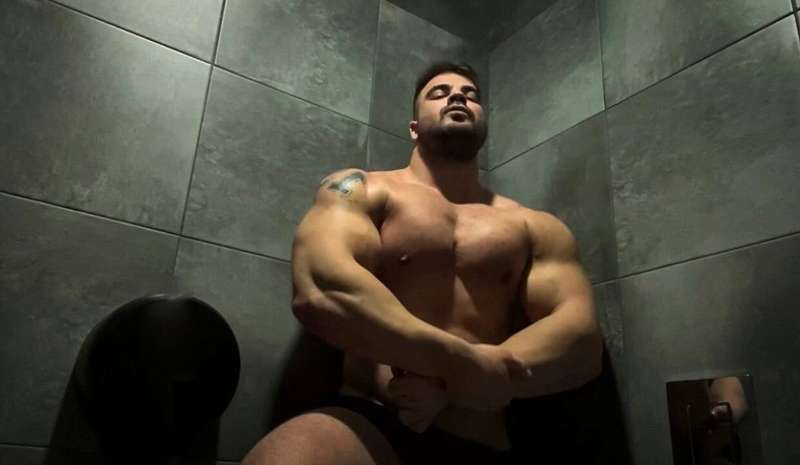 ## @evanway | @evanway_free🔥 Unleash the Muscle God 💪🏼 🔞 Raw.. 9