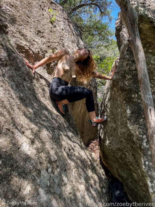 Zoebytheriver - Fansly - 06 Sep, 2021