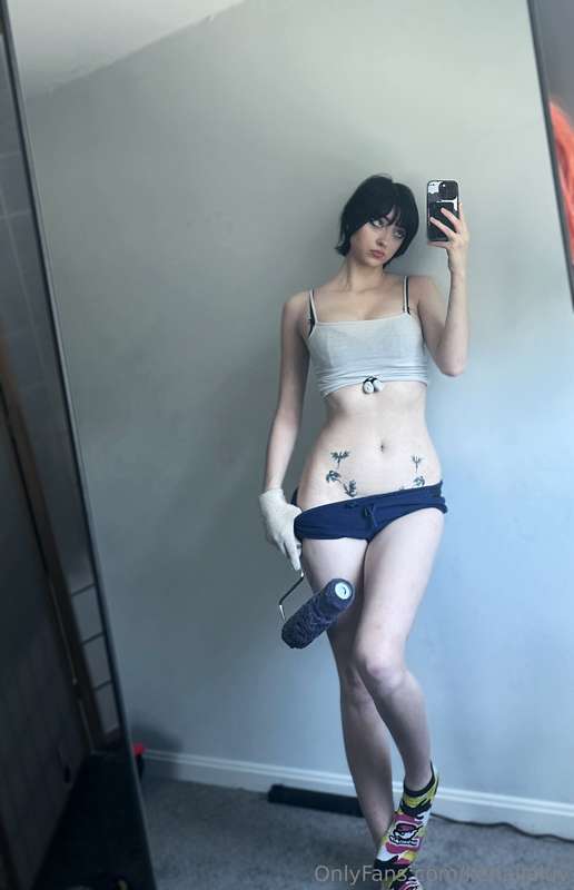 POV: Reiko Kujirai passes out after painting, but you save +.. 9