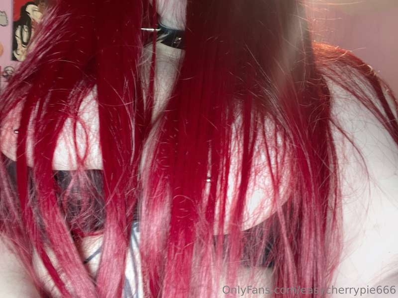 Do you like red heads? ❤️ 31