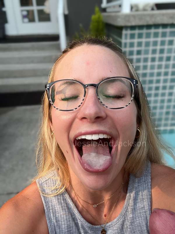 Started my day with a mouthful of cum! Yes, you know I swall.. 3