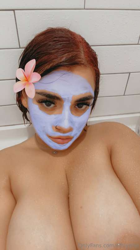 Who likes shower content?