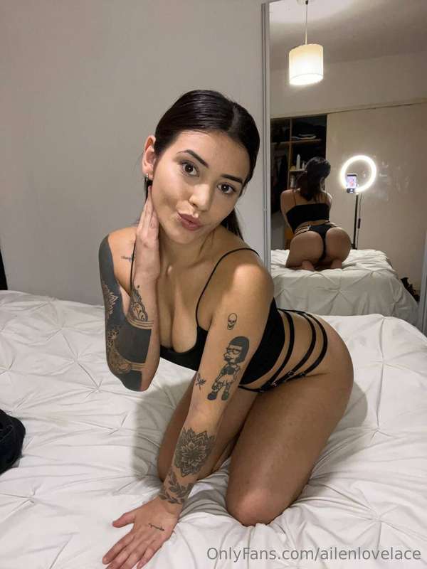 Innocence in front, fire in the mirror 😈🔥