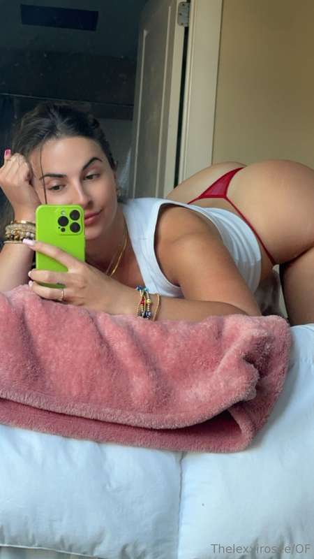 Be honest… you’d never leave the bed if I looked like this 😘