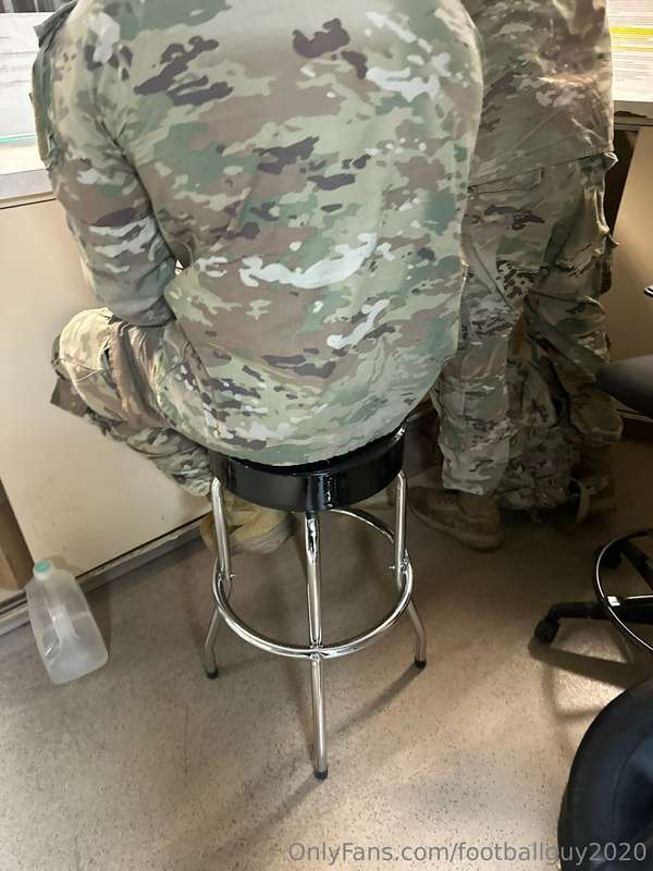 Hot Candid Shots of my buddies and of course my HOT cock! Se.. 27