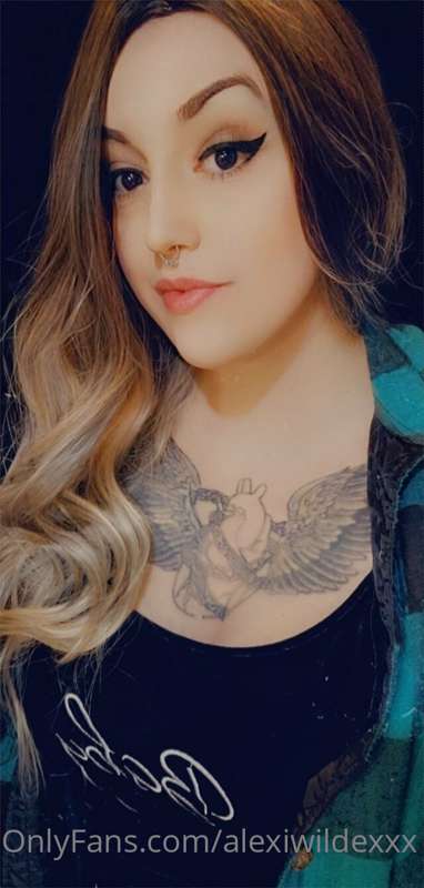 Alexiwildexxx - Onlyfans - 09 Apr, 2023
