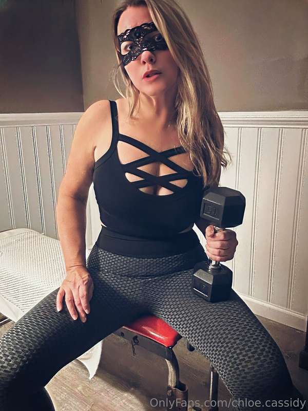 Happy Thanksgiving from your favourite milf i have been work..