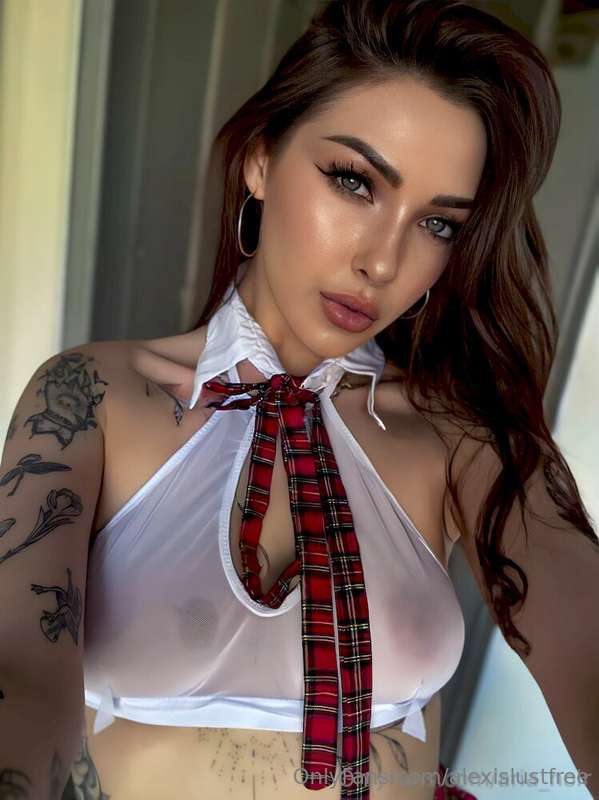 Write to her 👉 @laylaamoon , she is online now 🔞 This hot ki..