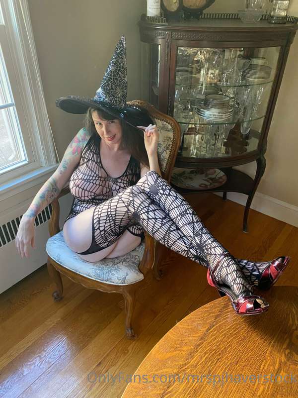 We talked a lot about Halloween on the livestream… these are.. 6