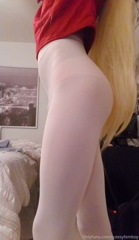 babygirl in tights -w- 1