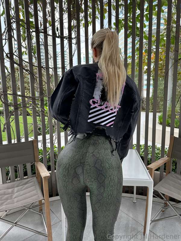 Spank me , I am a naughty girl 😈