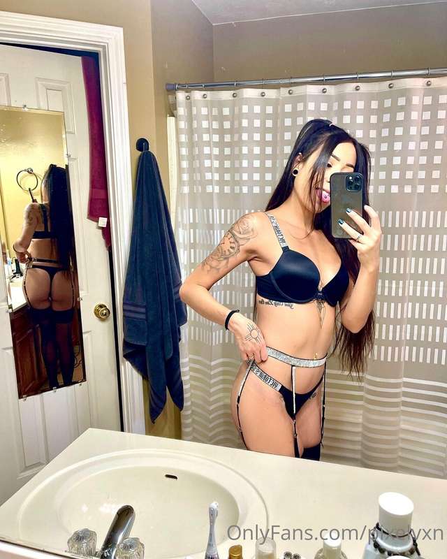 Content content content!!! 😘😘  Tip me and I’ll send you the ..
