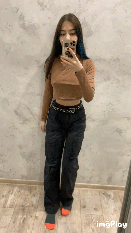 Miss_Akira - Fansly - 03 Dec, 2022
