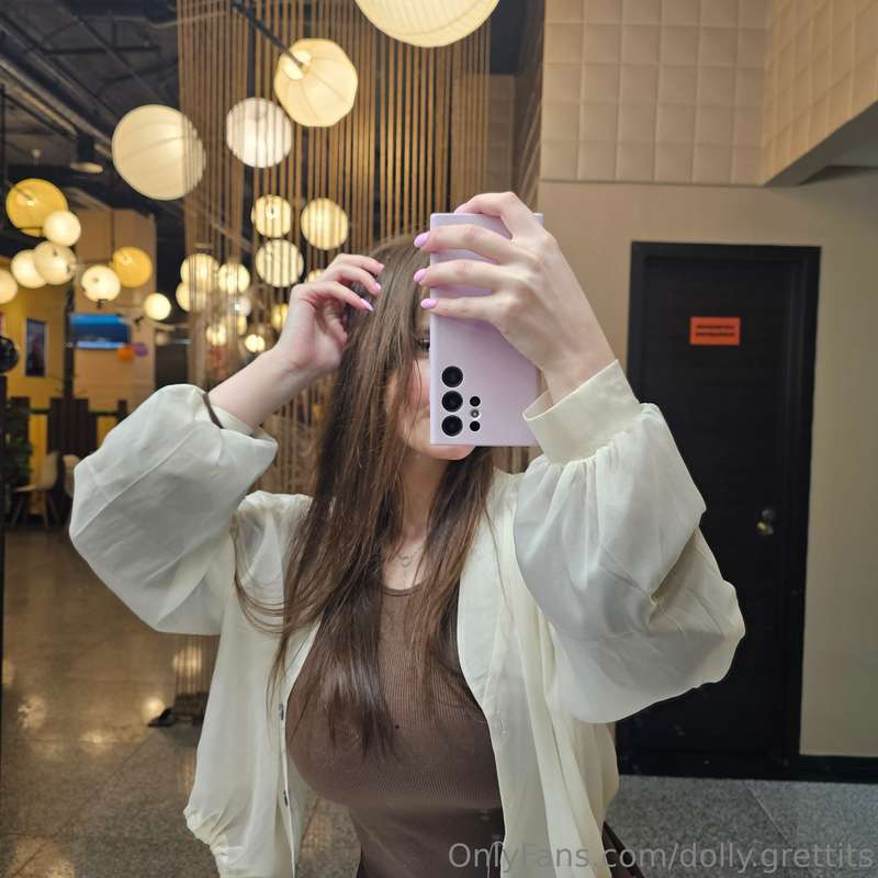 just cilling evening 🥰how do you like to spend your free eve..