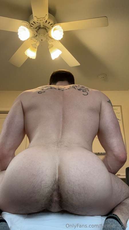 Who’s an ass guy? 😁🎂 1