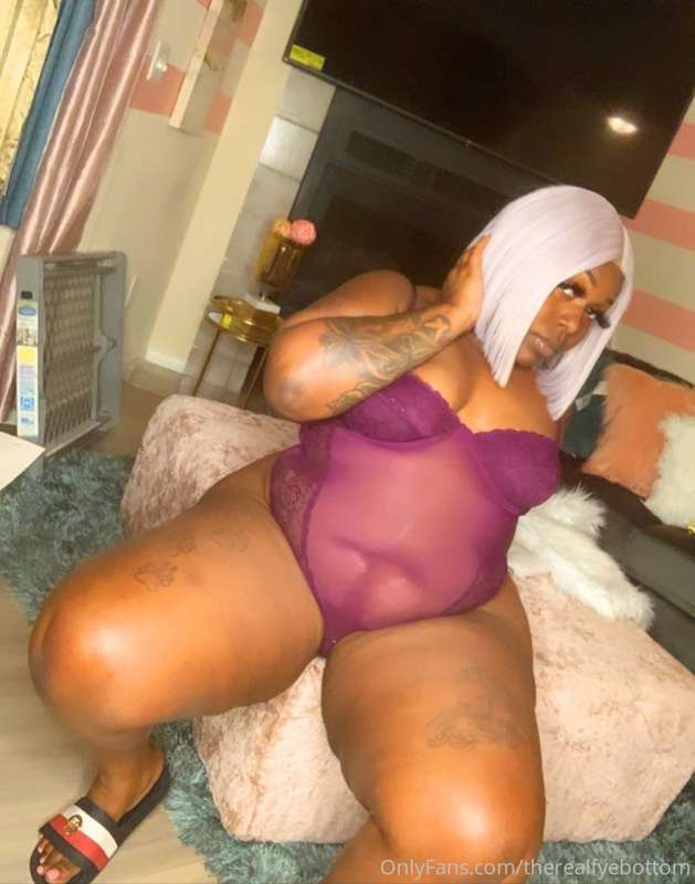 Therealfyebottom - Onlyfans - 10 Oct, 2019 1