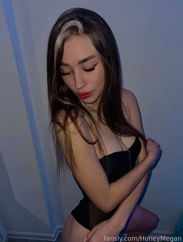 Honeymegan - Fansly - 14 Oct, 2023