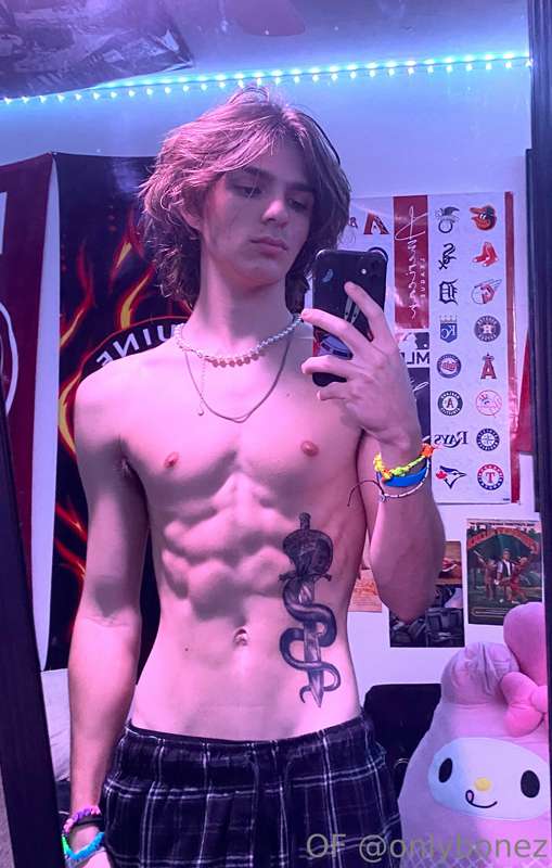 how do i look?🙈