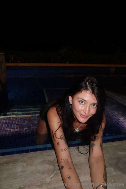Jozyblowsfree - Onlyfans - 2025-07-04T10:00:34