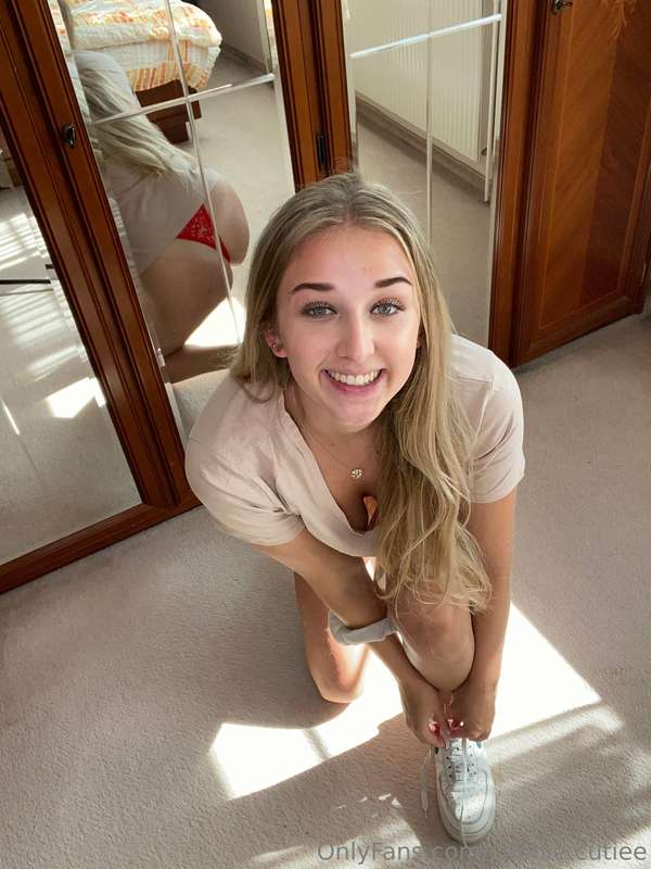 I have just recreated one of my TikToks 😇 do u recognize it?.. 1