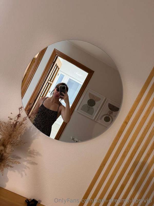 Ready to eat the day, and maybe a cock or two!!! 