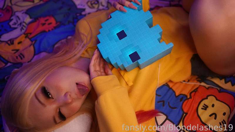 Blondelashes19 - Fansly - 27 Aug, 2021 6