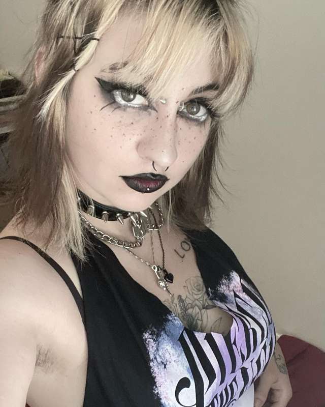 Boozygremlinx - Fansly - 19 Jul, 2022