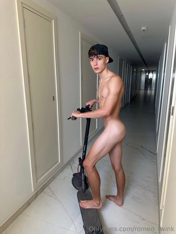 Let’s have a ride 🥵